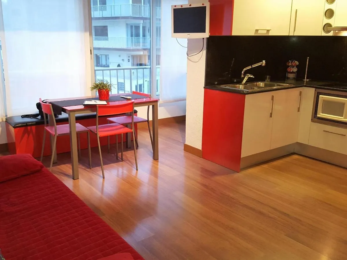 Apartment Estudio Renovado Con Terraza A 200M De La Playa De Roses + Parking Privado Y Climatizacion - Es-258-14